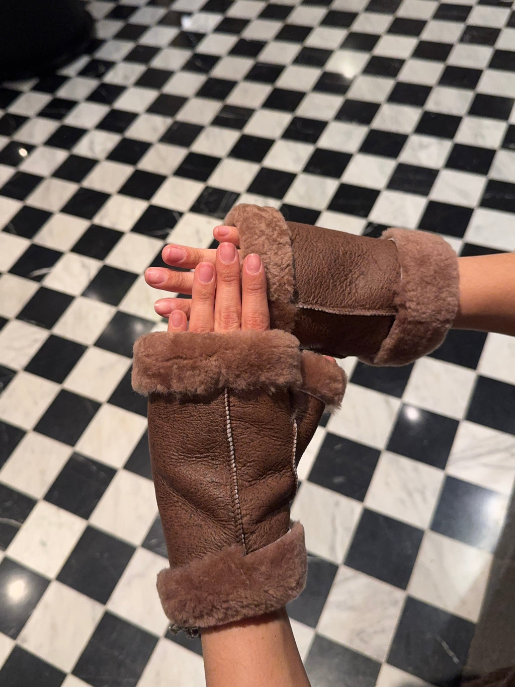 MITONES 100% CUERO - ROSA VIEJO
