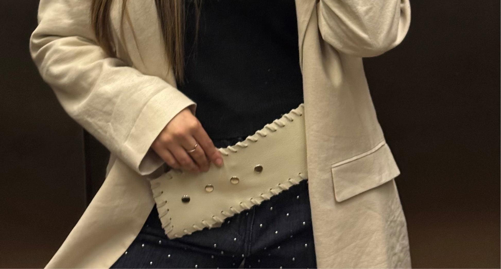 FAJA BLANCA CON COSTURAS