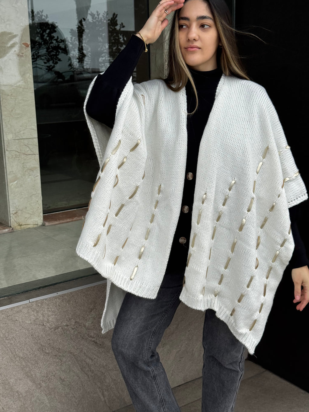 RUANA STAR - CON DETALLES 100% CUERO