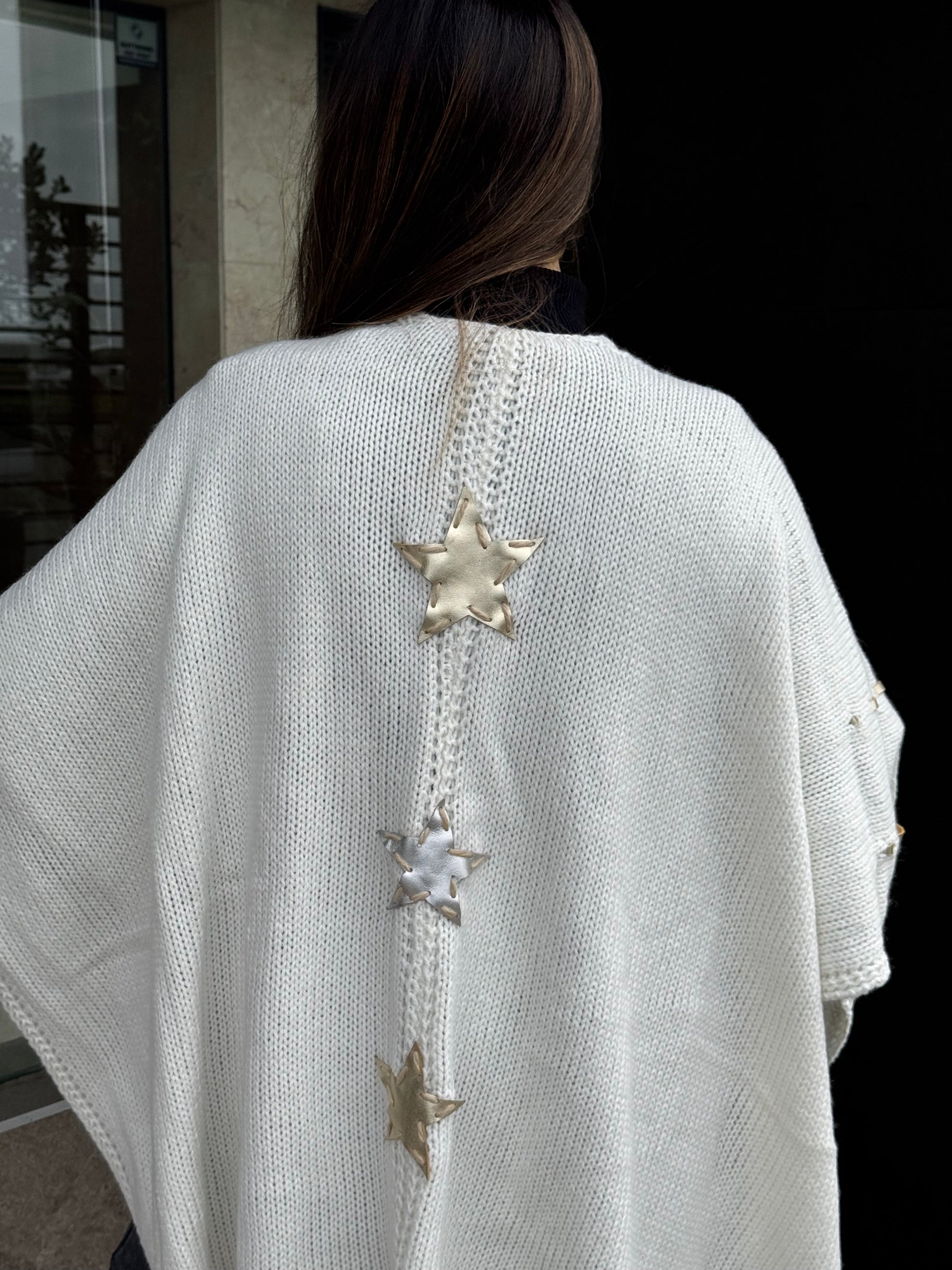 RUANA STAR - CON DETALLES 100% CUERO