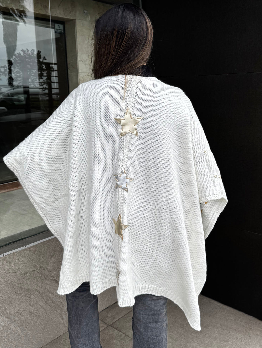 RUANA STAR - CON DETALLES 100% CUERO