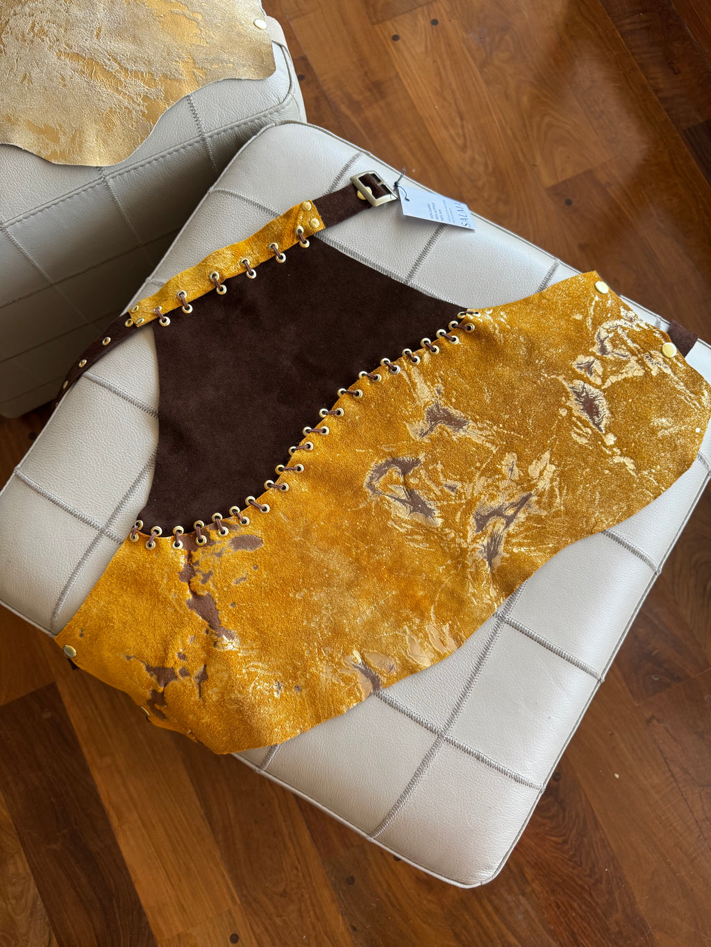 TOP HALTER - chocolate y mostaza