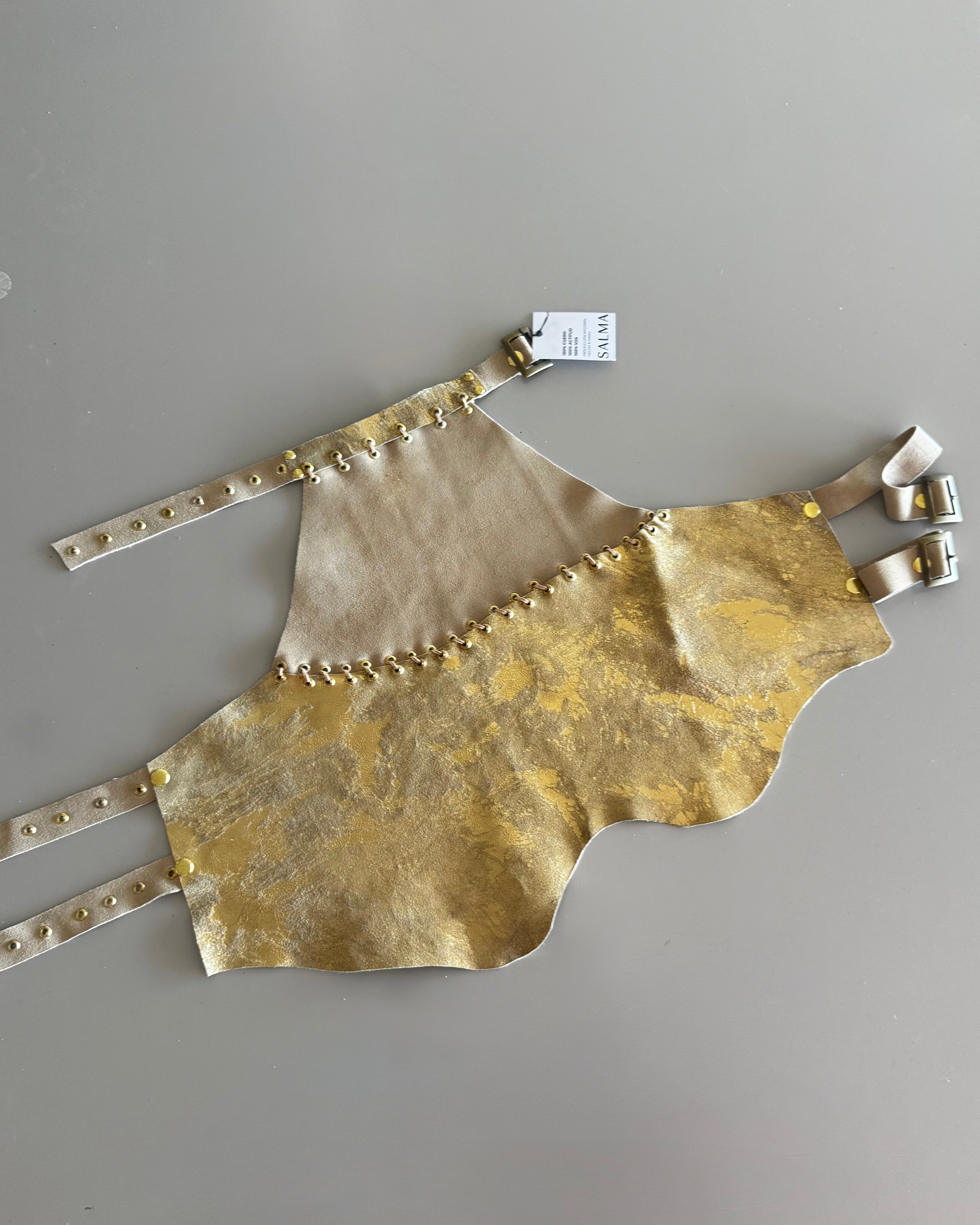 TOP HALTER - dorado